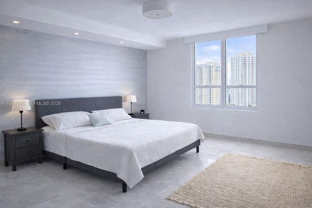 701 Brickell Key Dr. #1611, Miami, FL 33131