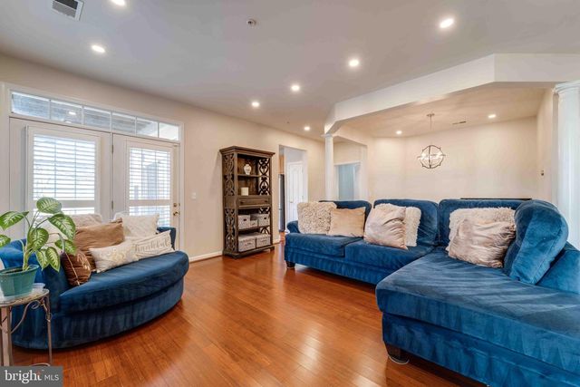 13810 GREENDALE DR, Woodbridge, VA 22191