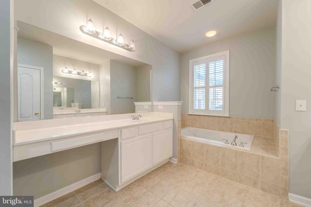 13810 GREENDALE DR, Woodbridge, VA 22191