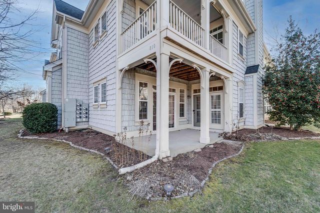 13810 GREENDALE DR, Woodbridge, VA 22191