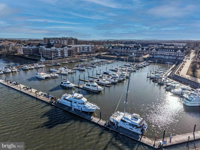 13810 GREENDALE DR, Woodbridge, VA 22191