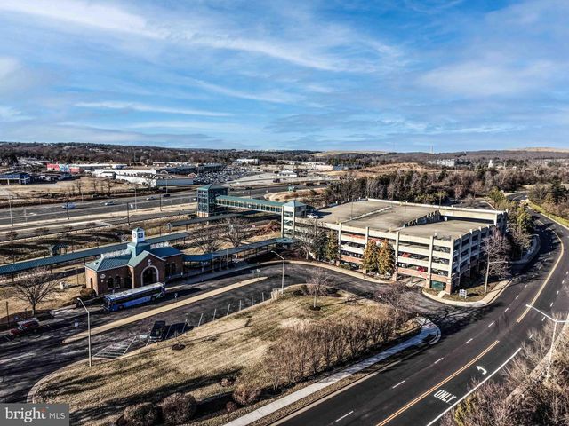 13810 GREENDALE DR, Woodbridge, VA 22191