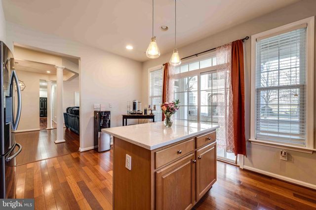 13810 GREENDALE DR, Woodbridge, VA 22191