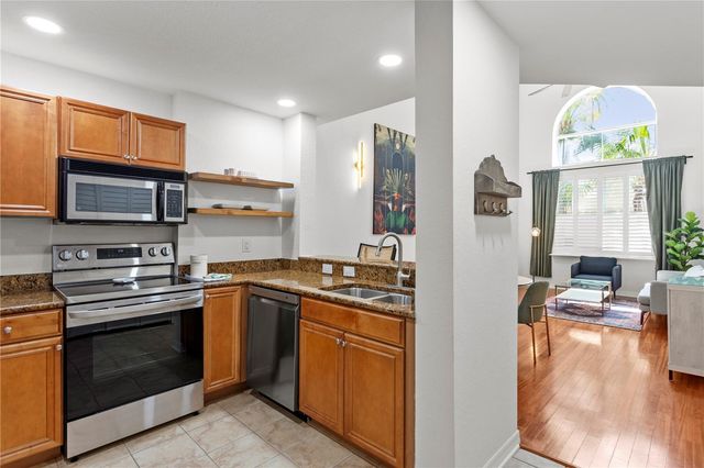 700 S HARBOUR ISLAND BOULEVARD 109, Tampa, FL 33602