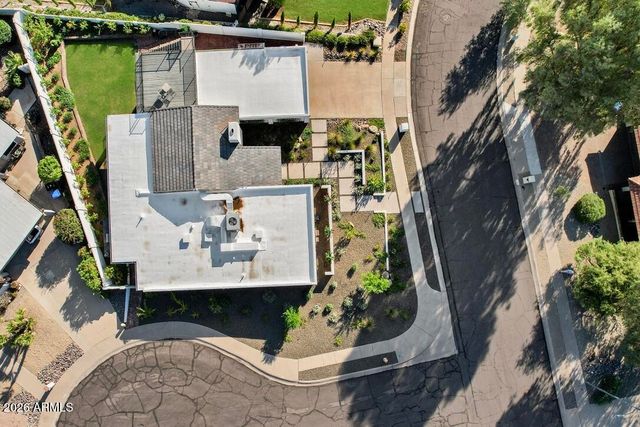 2221 E Nicolet Avenue, Phoenix, AZ 85020