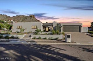 2221 E Nicolet Avenue, Phoenix, AZ 85020