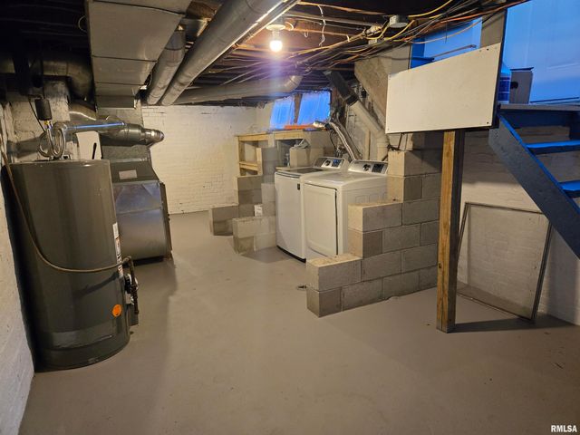 134 N AVENUE D, Canton, IL 61520