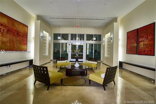 9066 SW 73rd Ct 2002, Miami, FL 33156