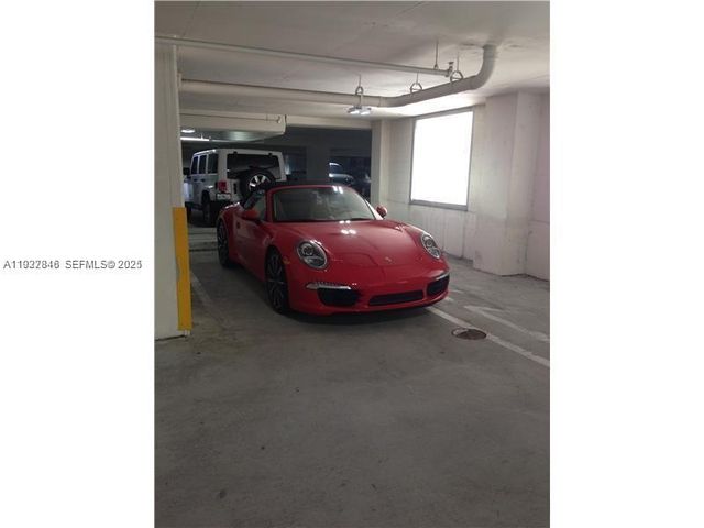 9066 SW 73rd Ct 2002, Miami, FL 33156