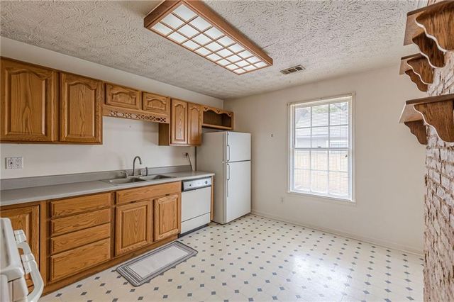 3104 Jackson Street, Hapeville, GA 30354