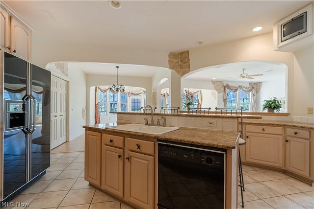 5412 Downingsgate Circle NW, Canton, OH 44718