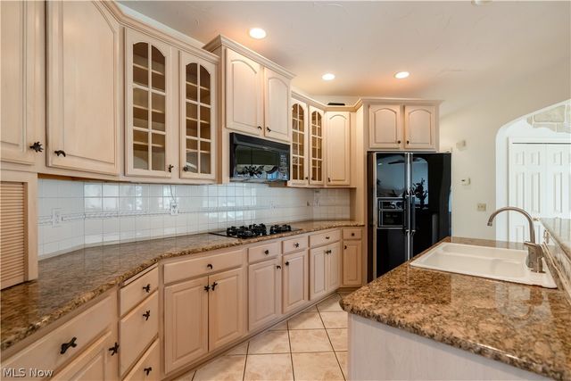 5412 Downingsgate Circle NW, Canton, OH 44718