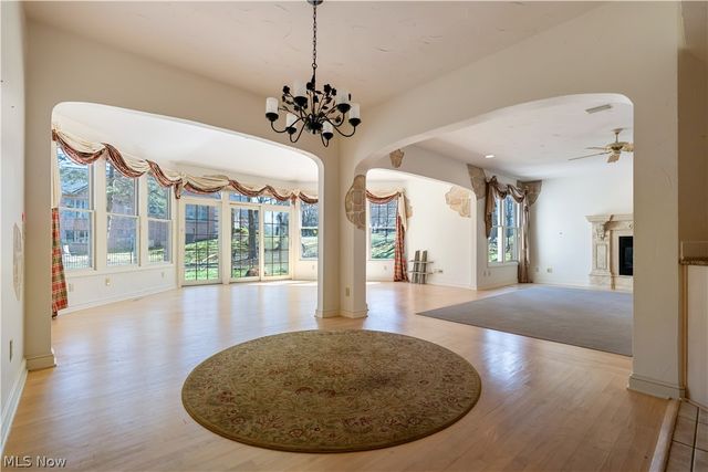 5412 Downingsgate Circle NW, Canton, OH 44718