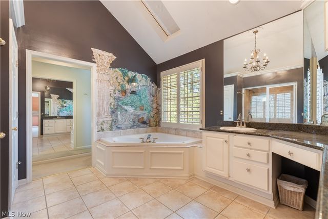 5412 Downingsgate Circle NW, Canton, OH 44718