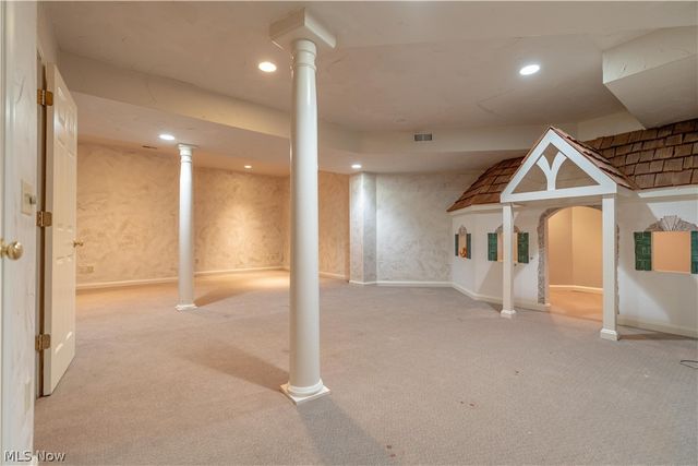 5412 Downingsgate Circle NW, Canton, OH 44718