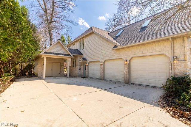 5412 Downingsgate Circle NW, Canton, OH 44718