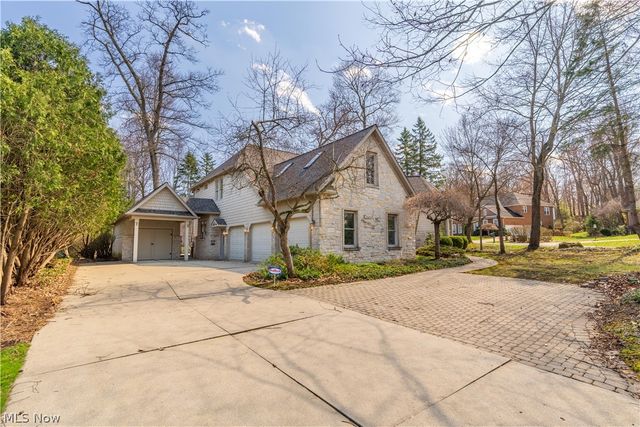 5412 Downingsgate Circle NW, Canton, OH 44718