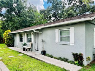 8215 KLONDYKE STREET B, Tampa, FL 33604
