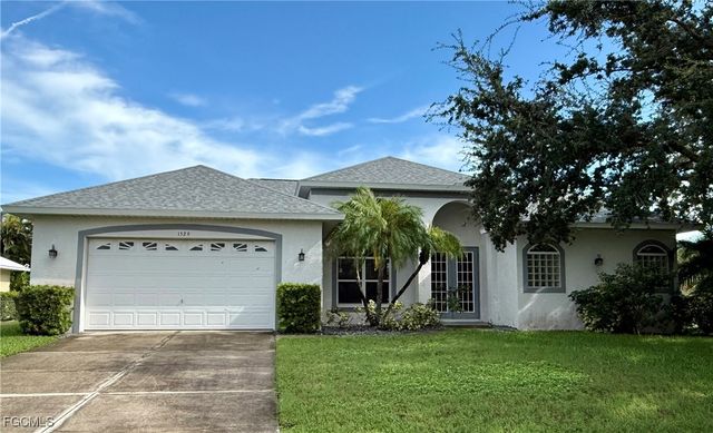 1529 SW 49th TER, Cape Coral, FL 33914