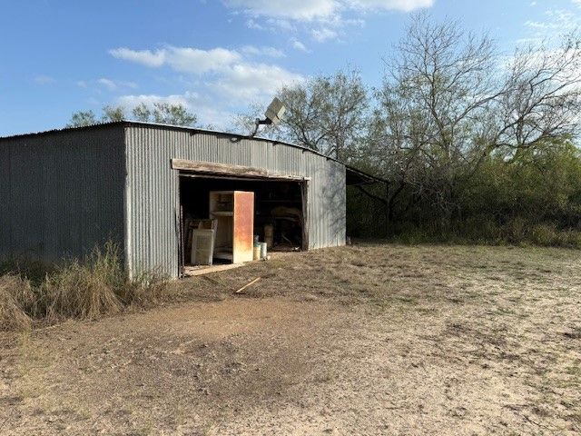 314 CR 211 Cr W, Alice, TX 78332
