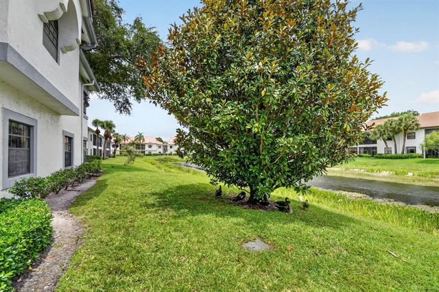 5395 Firenze Drive B, Boynton Beach, FL 33437