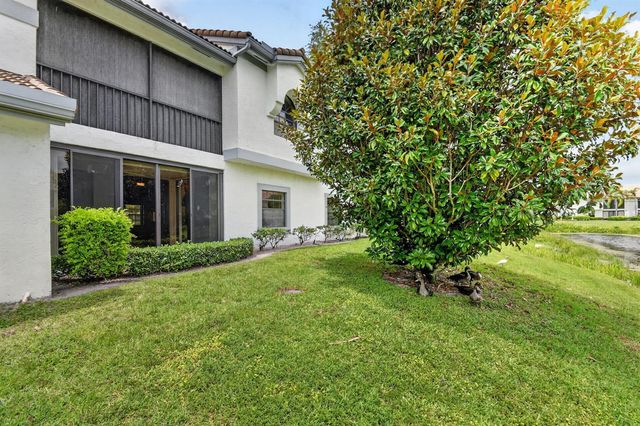 5395 Firenze Drive B, Boynton Beach, FL 33437
