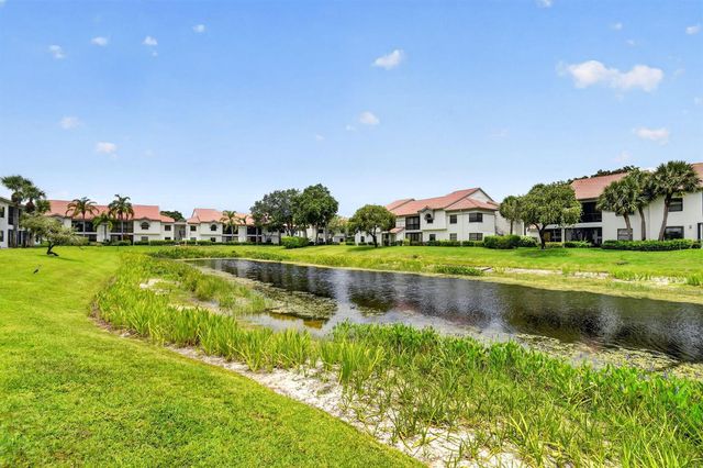 5395 Firenze Drive B, Boynton Beach, FL 33437