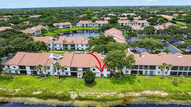 5395 Firenze Drive B, Boynton Beach, FL 33437