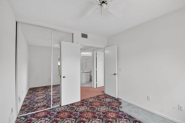 5395 Firenze Drive B, Boynton Beach, FL 33437
