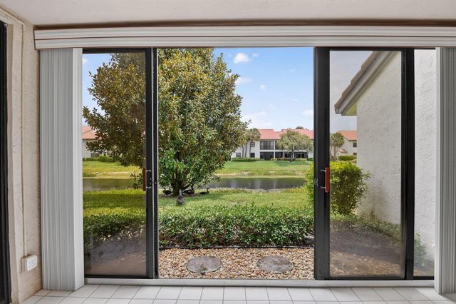 5395 Firenze Drive B, Boynton Beach, FL 33437