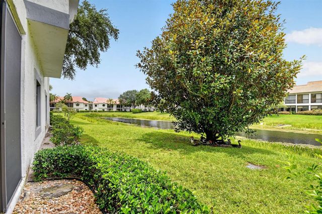 5395 Firenze Drive B, Boynton Beach, FL 33437