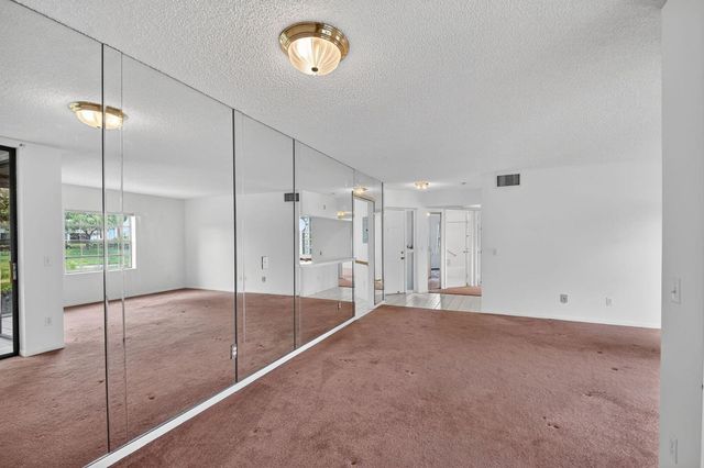 5395 Firenze Drive B, Boynton Beach, FL 33437