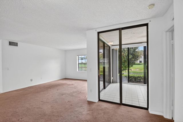 5395 Firenze Drive B, Boynton Beach, FL 33437