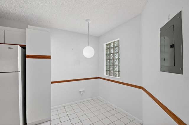 5395 Firenze Drive B, Boynton Beach, FL 33437