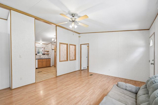139 Meadow Creek DR, Bastrop, TX 78602
