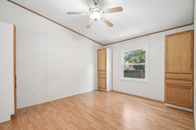 139 Meadow Creek DR, Bastrop, TX 78602