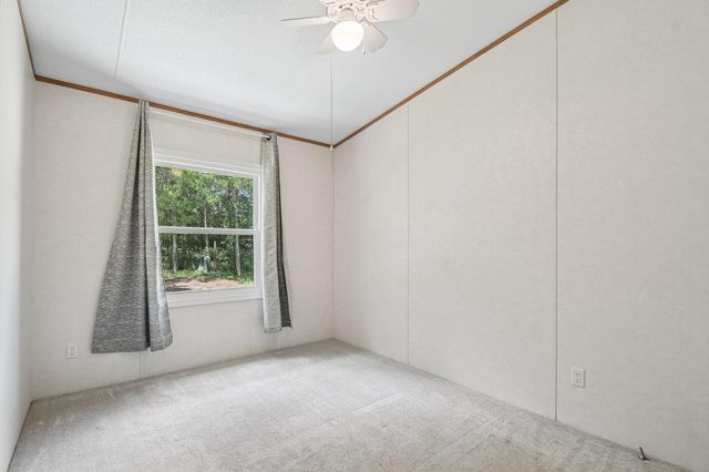139 Meadow Creek DR, Bastrop, TX 78602