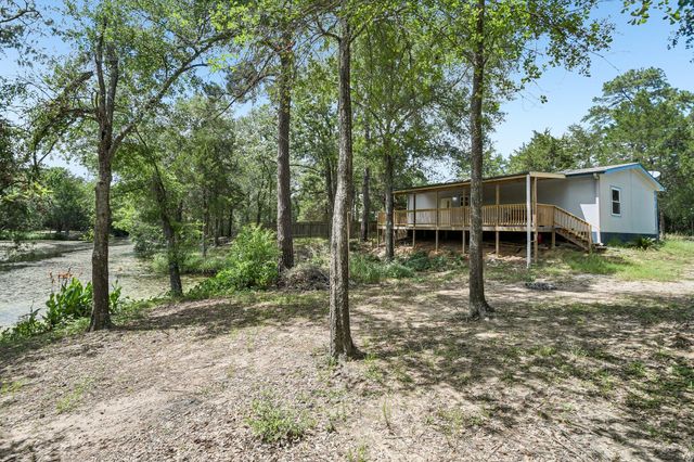 139 Meadow Creek DR, Bastrop, TX 78602