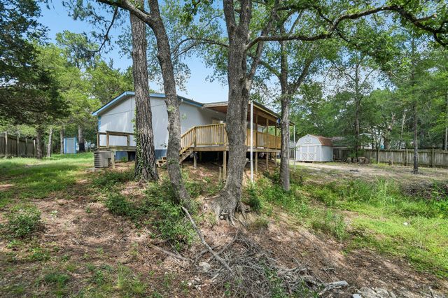 139 Meadow Creek DR, Bastrop, TX 78602