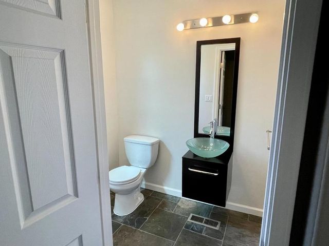 1444 Kentfield Avenue, Redwood City, CA 94061