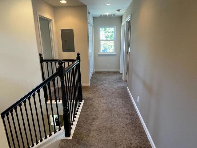 1444 Kentfield Avenue, Redwood City, CA 94061