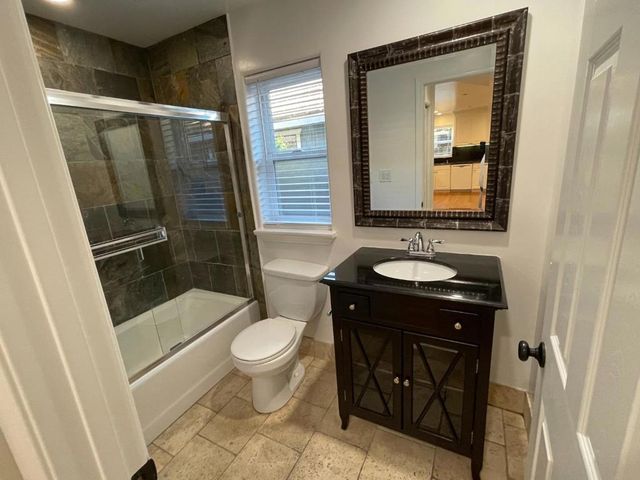 1444 Kentfield Avenue, Redwood City, CA 94061