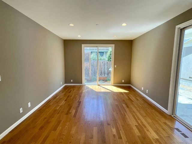 1444 Kentfield Avenue, Redwood City, CA 94061