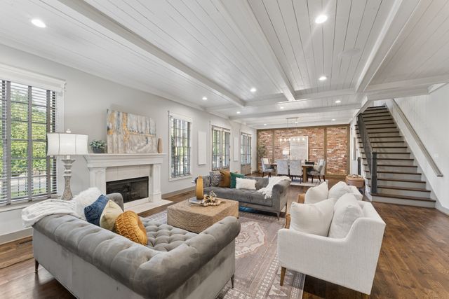111 Heady Dr, Nashville, TN 37205