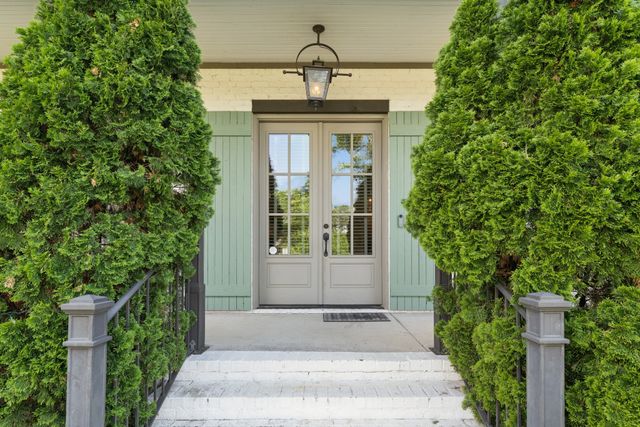 111 Heady Dr, Nashville, TN 37205
