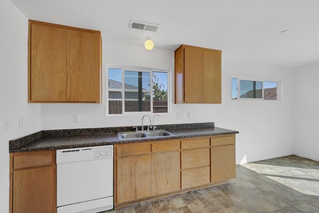 2590 Jana Way, Marysville, CA 95901