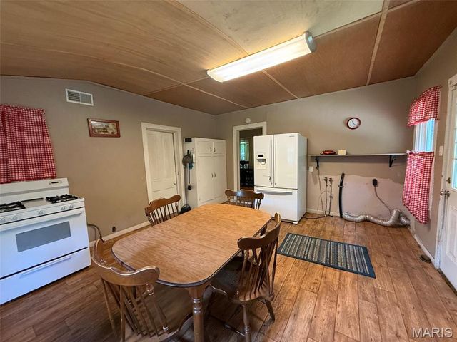 304 Railroad Street, Marble Hill, MO 63764