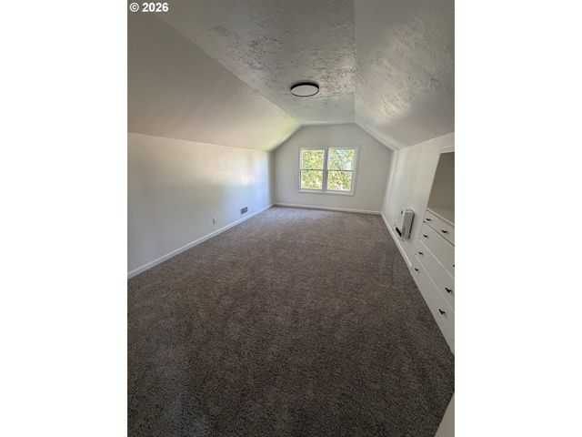 775 HOWARD Ave, Eugene, OR 97404