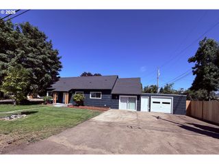 775 HOWARD Ave, Eugene, OR 97404