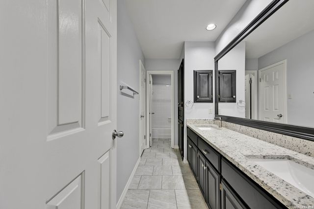 15010 Oak Briar, San Antonio, TX 78232